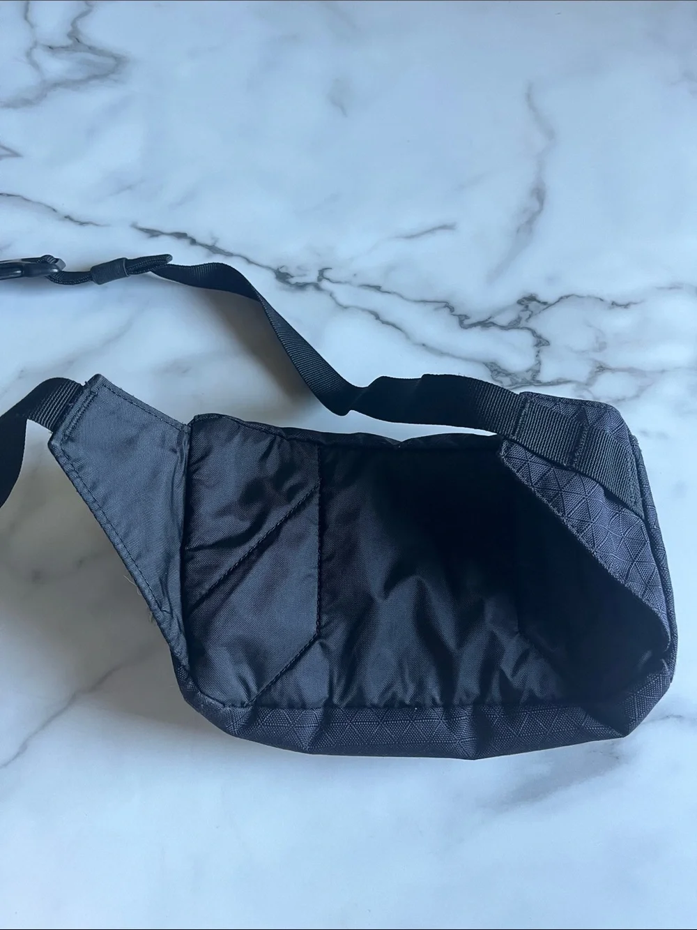 Columbia Black Quilted Waist Pack - Belt Bag
